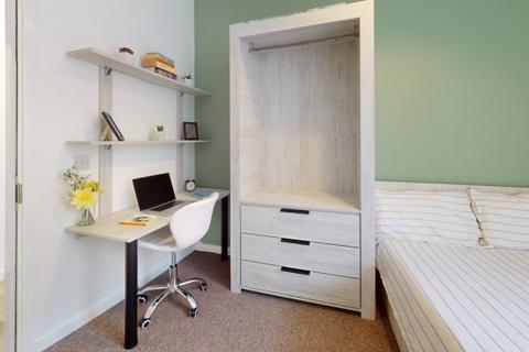 3 bedroom house share to rent, The Globe