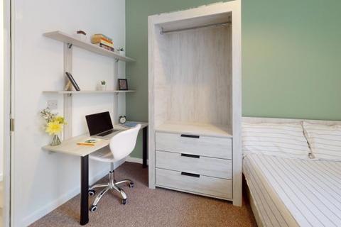 3 bedroom house share to rent, The Globe