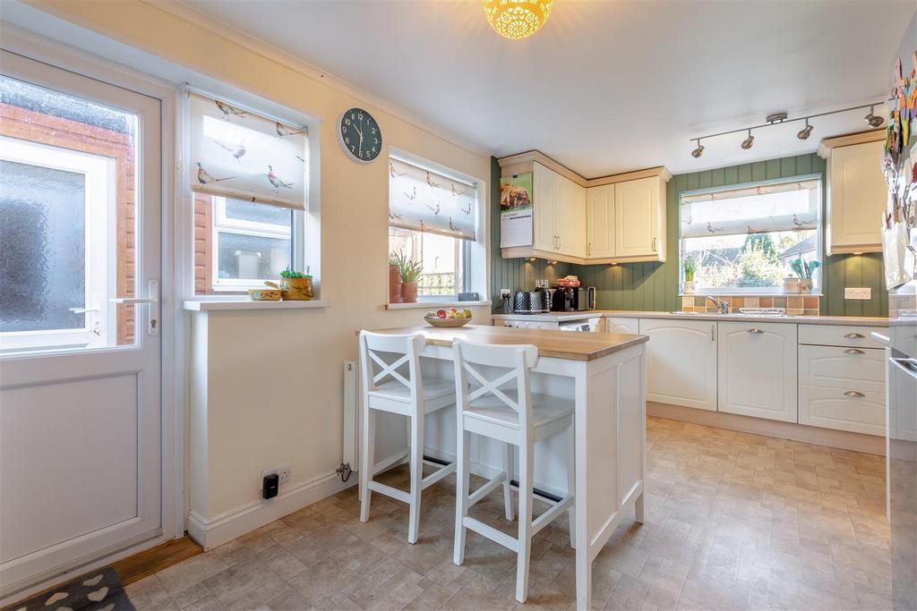 8671943-interior02.jpg