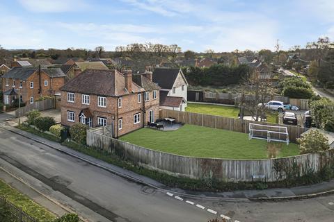 5 bedroom detached house for sale, High Street, Chalgrove, OX44