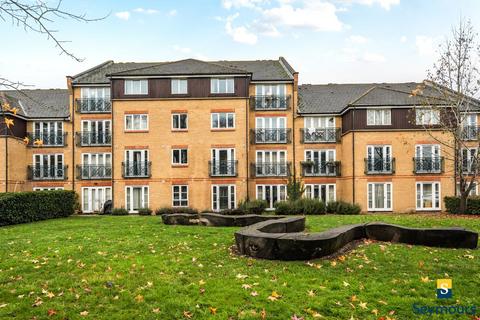 2 bedroom flat for sale, Faraday Road, Surrey GU1
