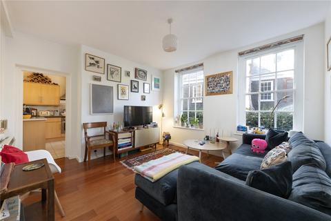 Vicarage Crescent, London, SW11