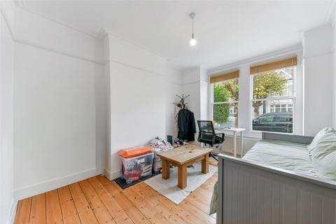 undefined, Edna Road, Raynes Park SW20