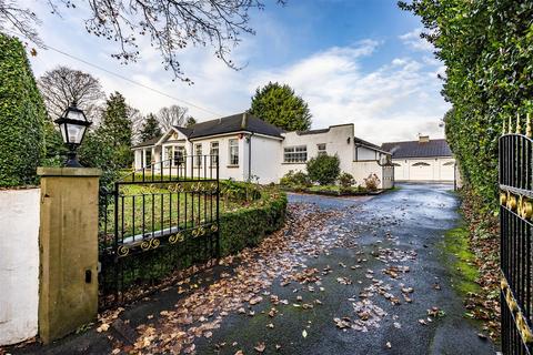 4 bedroom house for sale, Woodside Road, Huddersfield HD4