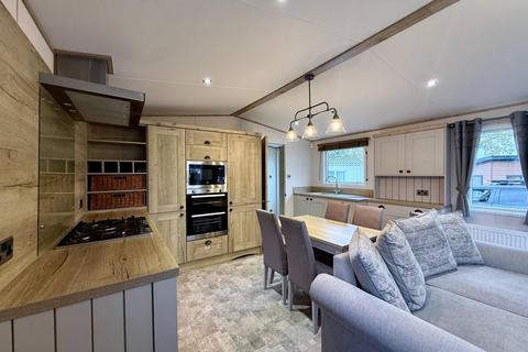 undefined, Perowne Way Sandown