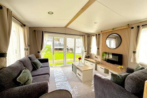 undefined, Perowne Way Sandown