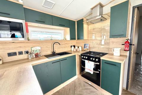 undefined, Perowne Way Sandown