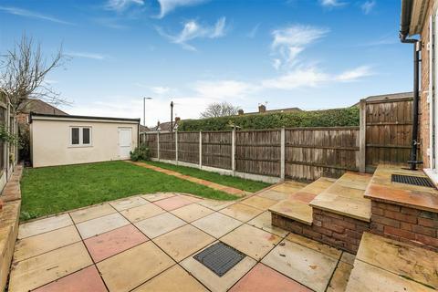 5 bedroom terraced house for sale, Birch Close, Buckhurst Hill