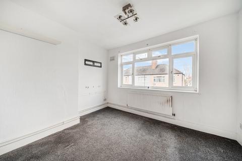 undefined, Walnut Tree Avenue, Mitcham CR4