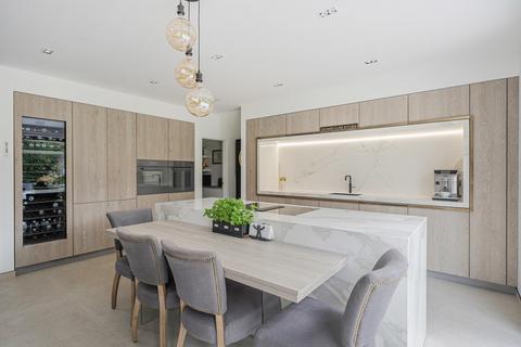 5 bedroom detached house for sale, Orchard Close, East Horsley, KT24