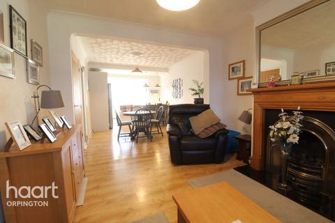 3 bedroom semi-detached house for sale, Cray Avenue, Orpington