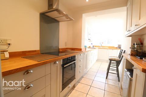 3 bedroom semi-detached house for sale, Cray Avenue, Orpington