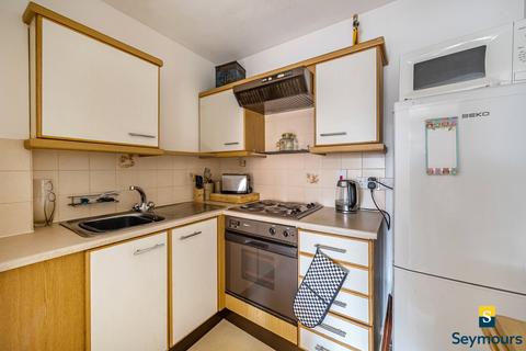 undefined, Francis Court, Guildford GU2