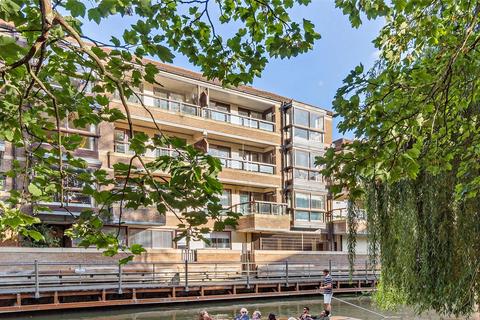 undefined, Beaufort Place, Thompsons Lane, Cambridge, Cambridgeshire, CB5