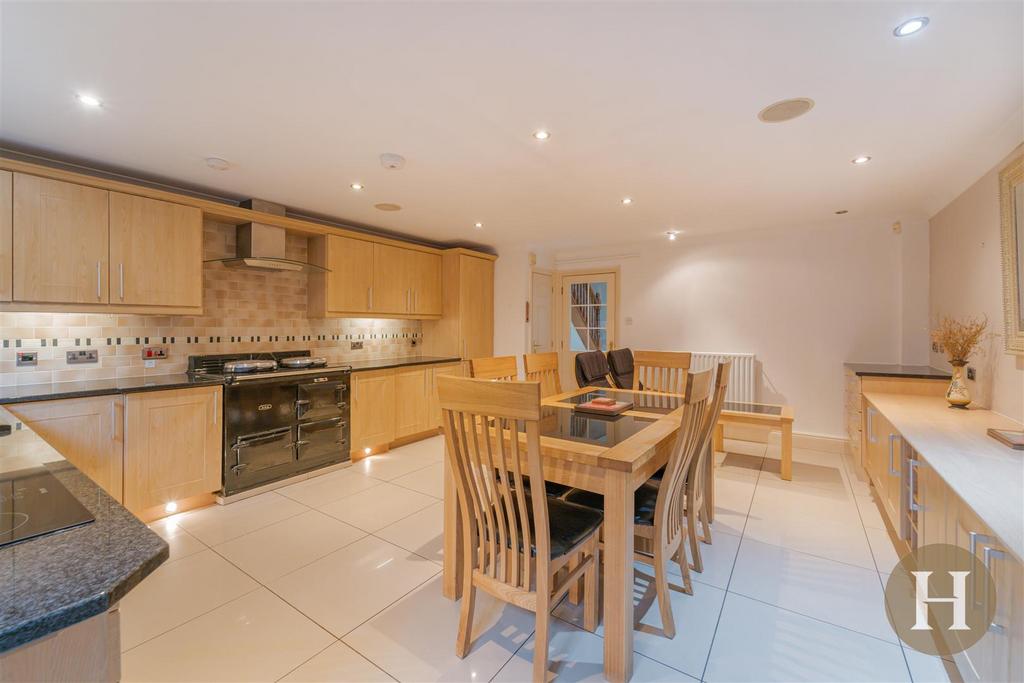 Kitchen Diner