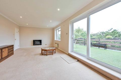 undefined, Grand Drive, Raynes Park, London, SW20