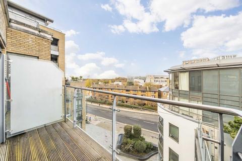 2 bedroom flat to rent, 8 Kew Bridge Road, Brentford TW8