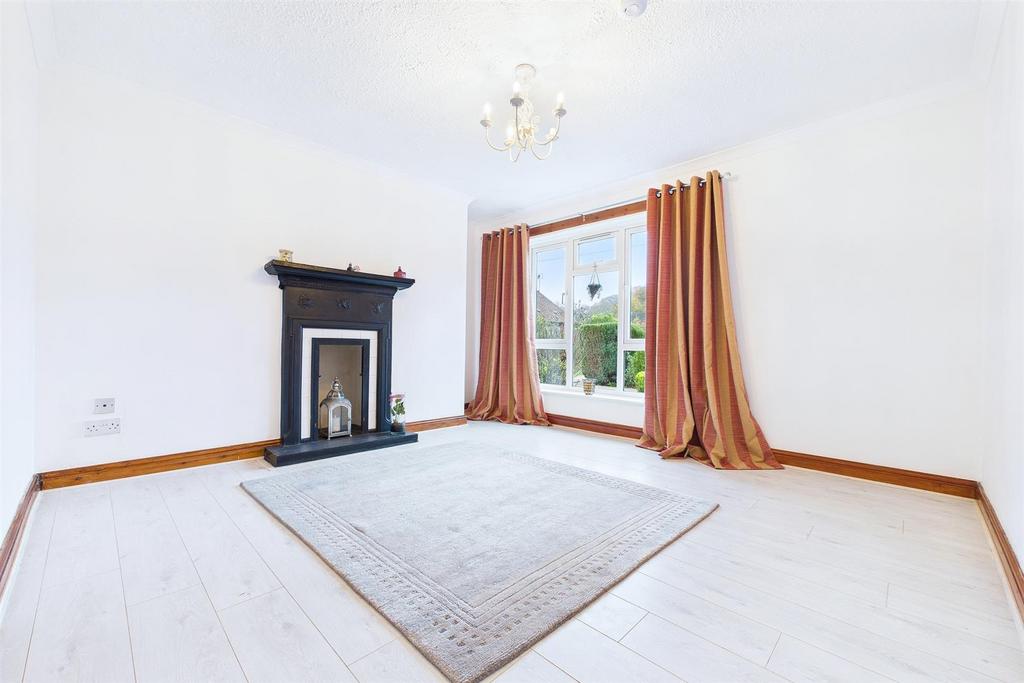 Living Room.jpg