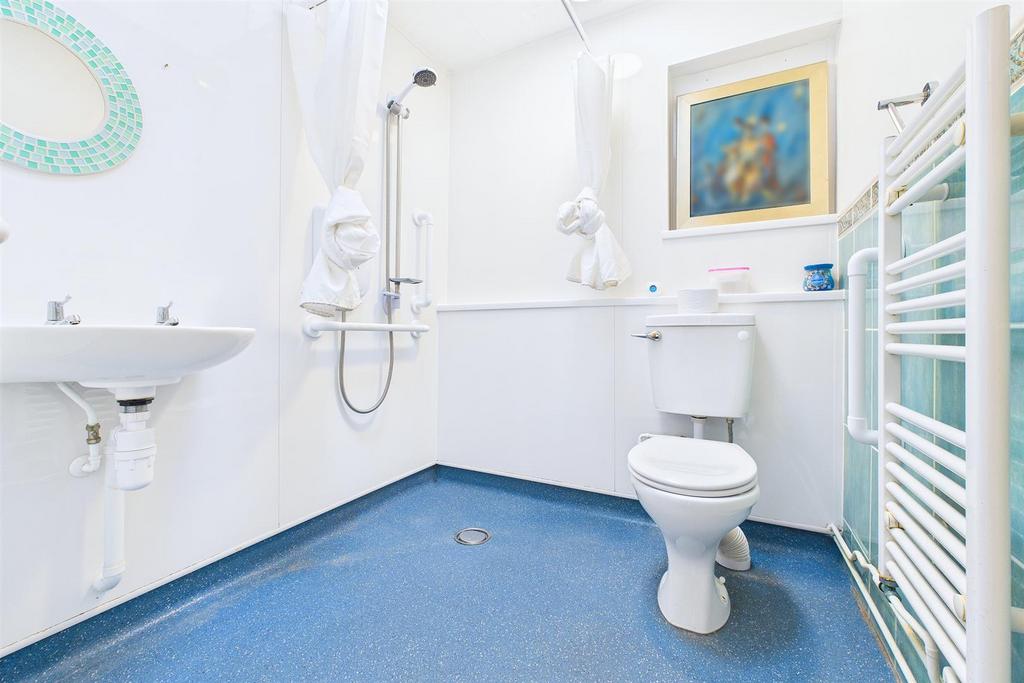Wet Room.jpg