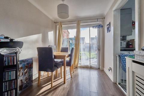 3 bedroom semi-detached house for sale, Moray Close, Hinckley