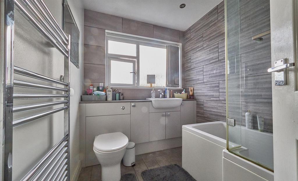 Bathroom to rear