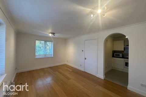 undefined, Arborfield Close, Slough