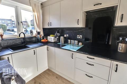 2 bedroom semi-detached house for sale, Westbury Close, Barnsley