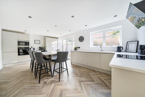 5 bedroom detached house for sale, Gilkicker Road, Hampshire PO12