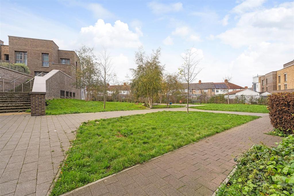 Purley Way-14.JPG