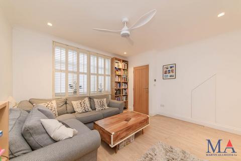 4 bedroom terraced house for sale, Ashley Drive, Borehamwood