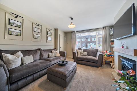 3 bedroom end of terrace house for sale, Highfield Close, Leeds, West Yorkshire, LS12