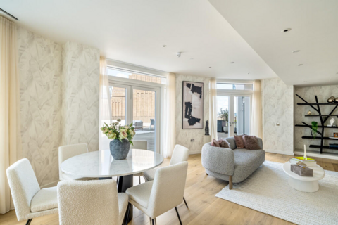 3 bedroom apartment to rent, Wilshire House, 2 Prospect Way, London, London, SW11