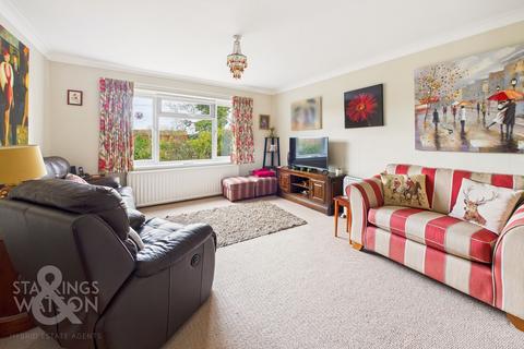 5 bedroom detached house for sale, The Street, Weybread, Diss