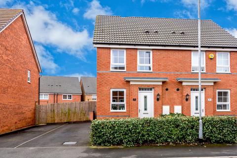 2 bedroom townhouse to rent, Hallum Way, Hednesford, Cannock WS12