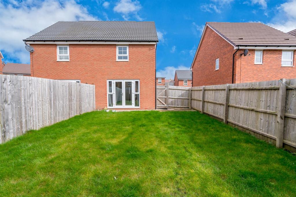 23, Hallum Way, Hednesford, Cannock, WS12 4 TX (15