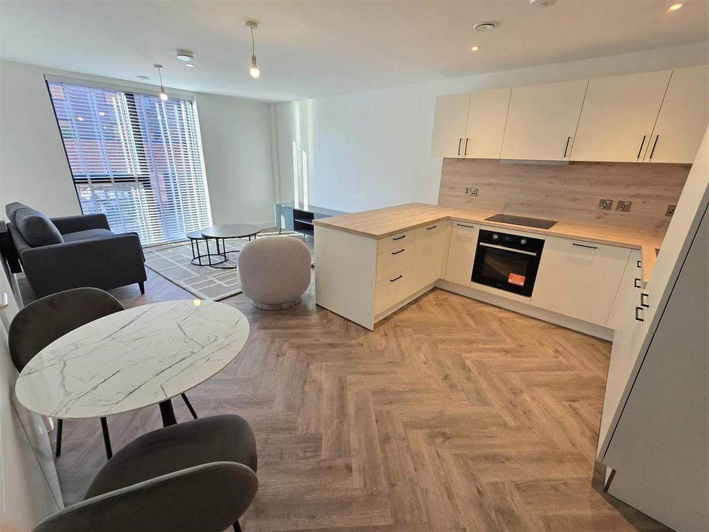 Kitchen/Dining
