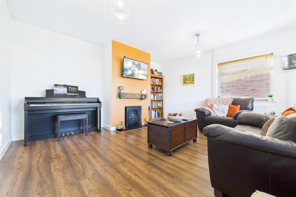 Living Room.jpg