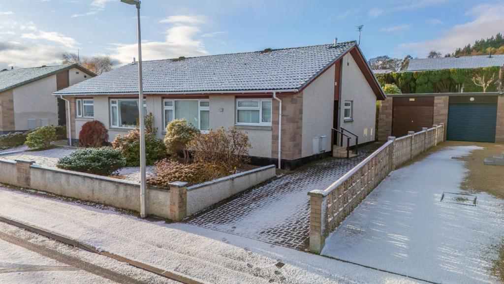 MFL4241557 799.jpg