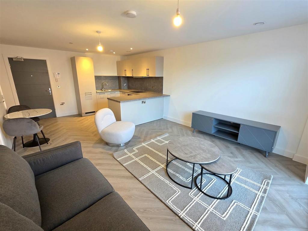 Lounge/Kitchen