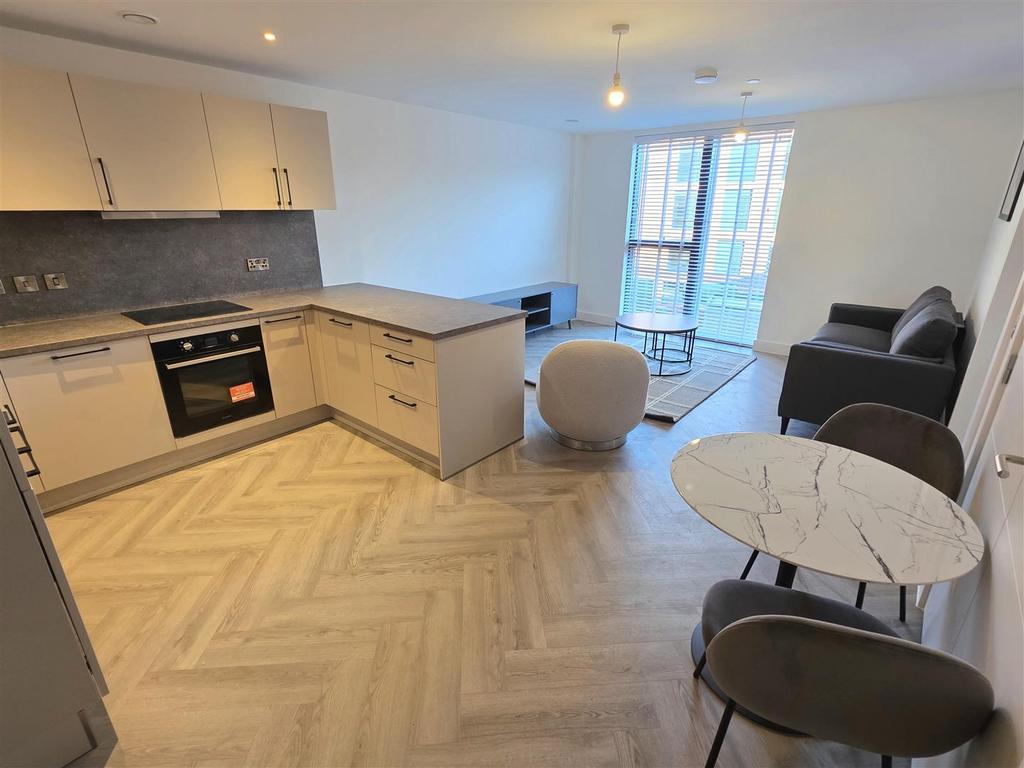 Kitchen/Dining