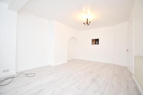 3 bedroom terraced house to rent, Langley Crescent, Dagenham RM9