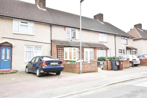 3 bedroom terraced house to rent, Langley Crescent, Dagenham RM9