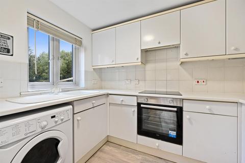 undefined, Alwyn Gardens, London NW4