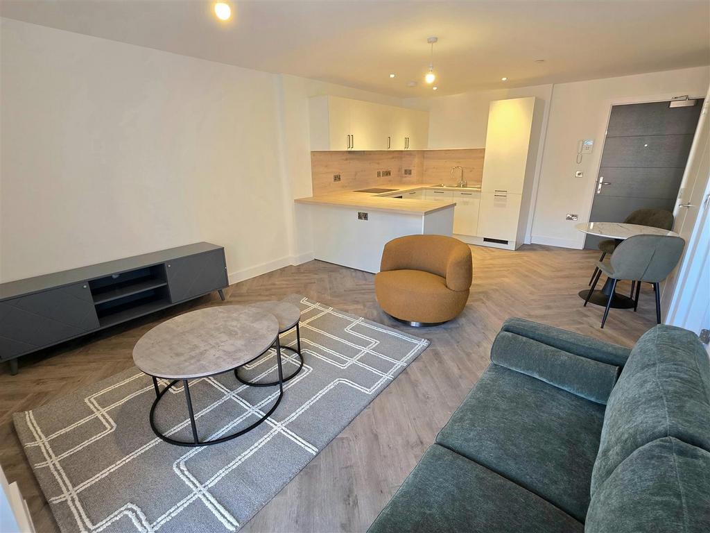 Lounge/Kitchen