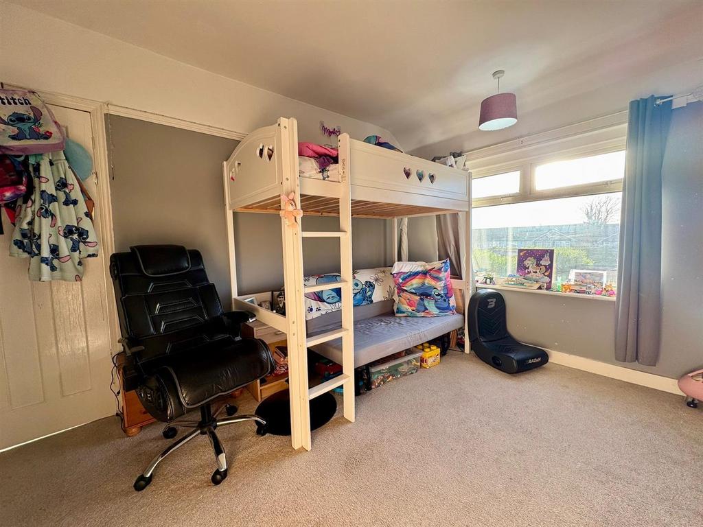 Bedroom 3 , 1.jpg