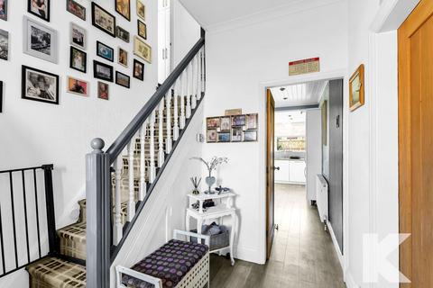 5 bedroom semi-detached house for sale, 8 Beech Avenue, Chadderton OL1 2RD