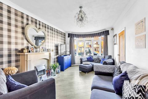 5 bedroom semi-detached house for sale, 8 Beech Avenue, Chadderton OL1 2RD