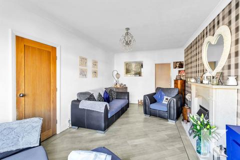 5 bedroom semi-detached house for sale, 8 Beech Avenue, Chadderton OL1 2RD