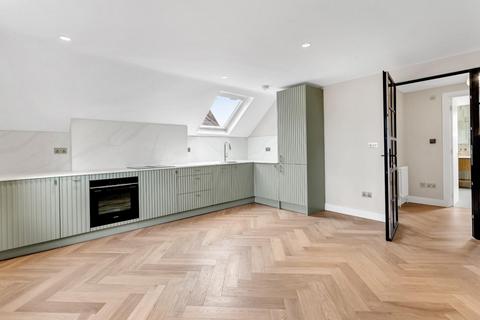 3 bedroom flat for sale, Ribblesdale Road, London, N8