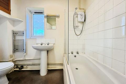 undefined, Erin Court, Swindon, SN1 4NS